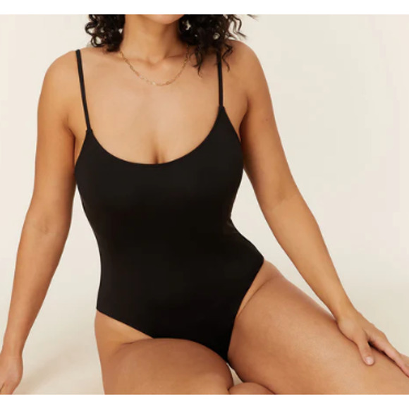 NWT Andie Women's The Amalfi Classic One Piece AO001 Smooth Swimsuit Black SZ L - Picture 12 of 12